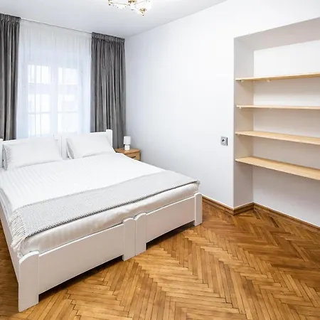 Romari вірменська Apartment Lviv