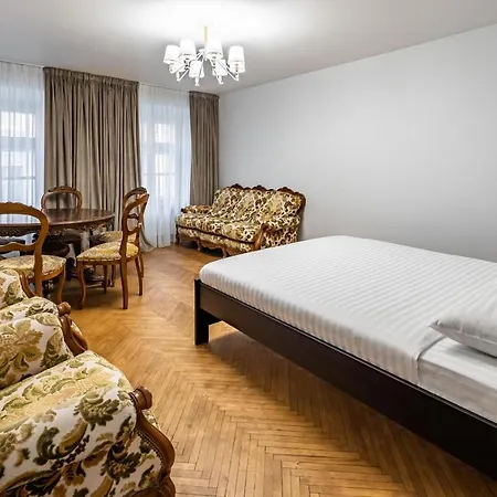 Romari вірменська 아파트 *