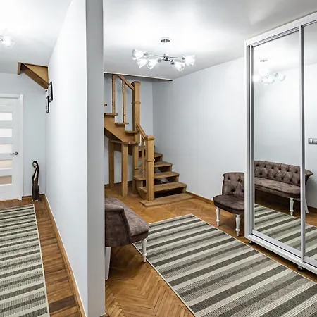 Romari вірменська Apartment Lviv