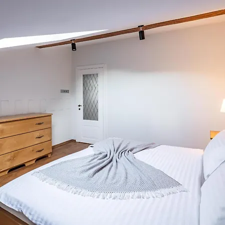 Apartment Romari вірменська Lviv