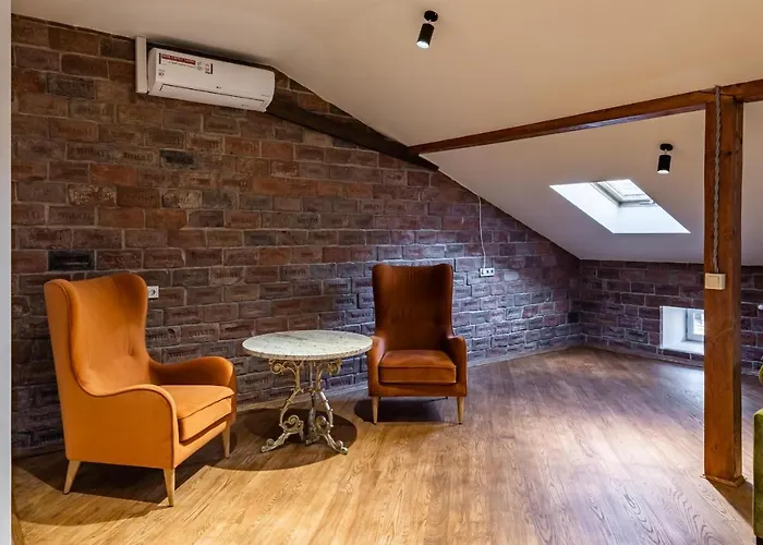 Apartamento Romari вірменська