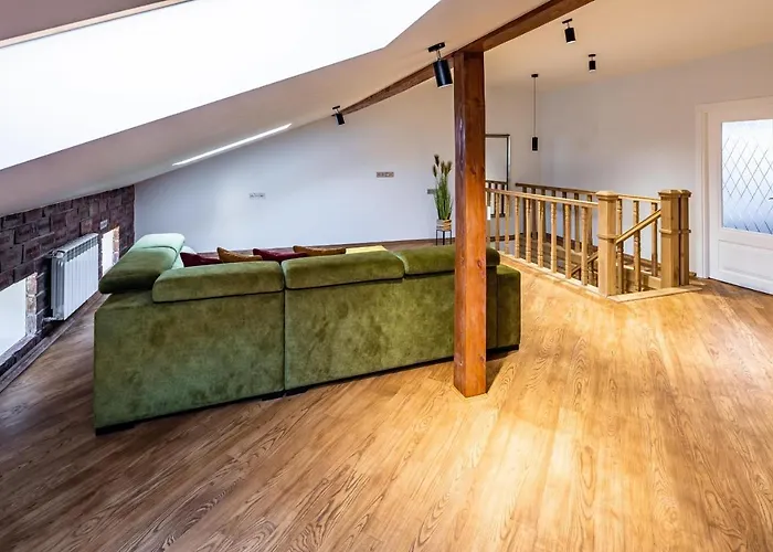 Romari вірменська Львов